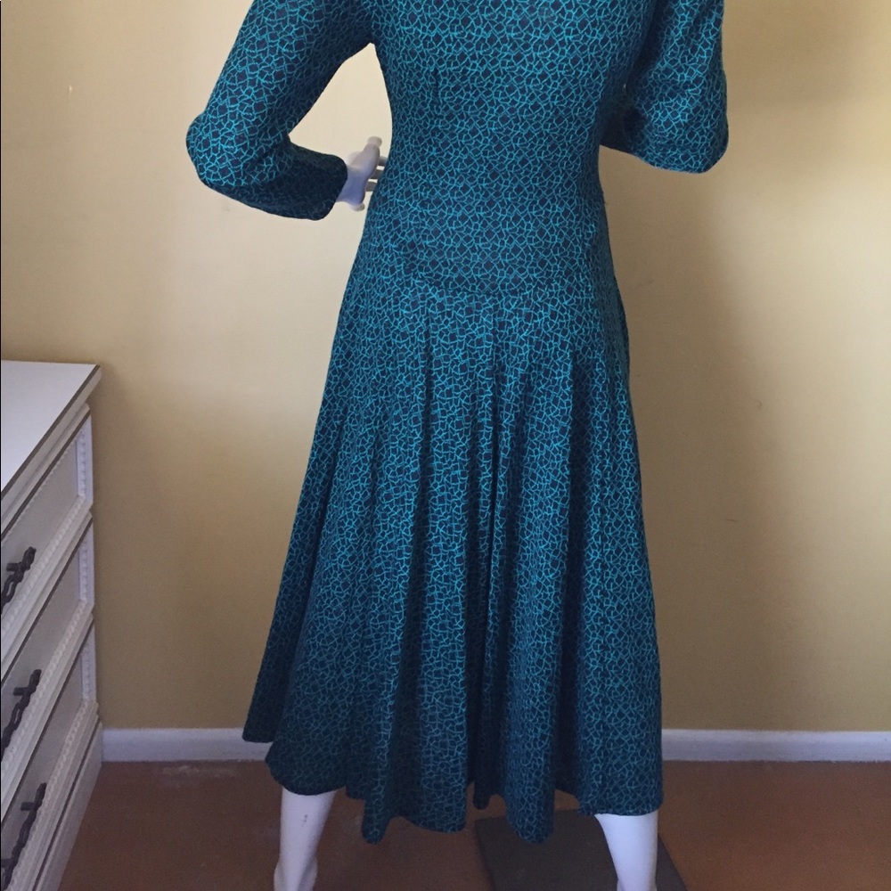 Vintage Alison Peters Green and black dress. - Picture 7 of 7